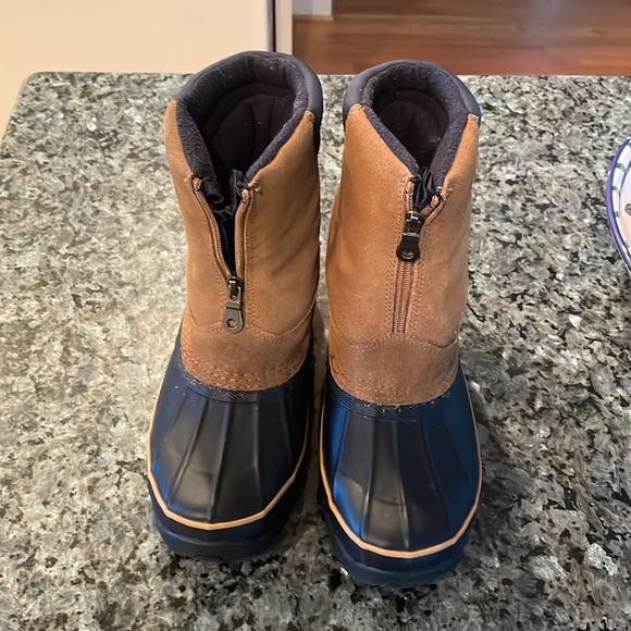 Bass Snow/Rain Boots - Picture 2 of 8